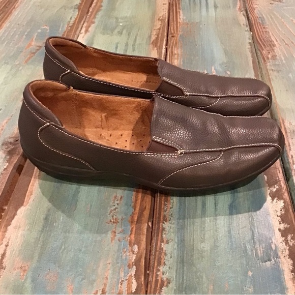 Naturalizer 8W Forego Leather Comfort Shoes Slip On Flats Women’s Loafers Brown - Picture 8 of 9